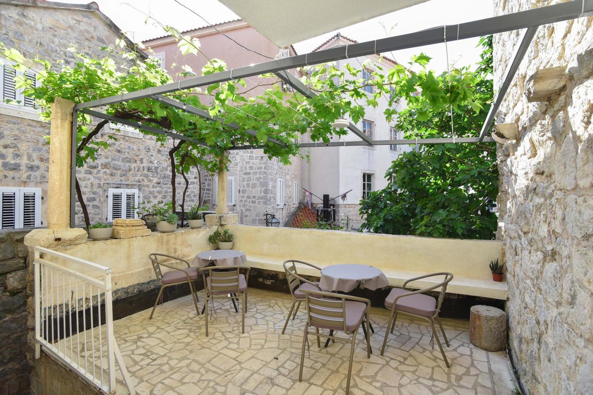 Stari Grad